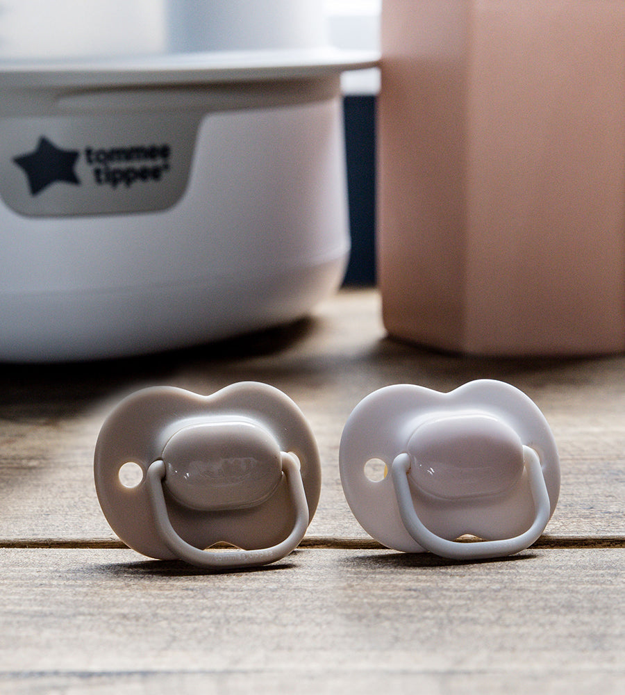 0-6M Cherry Latex Soother 2-PK Tommee Tippee 433532