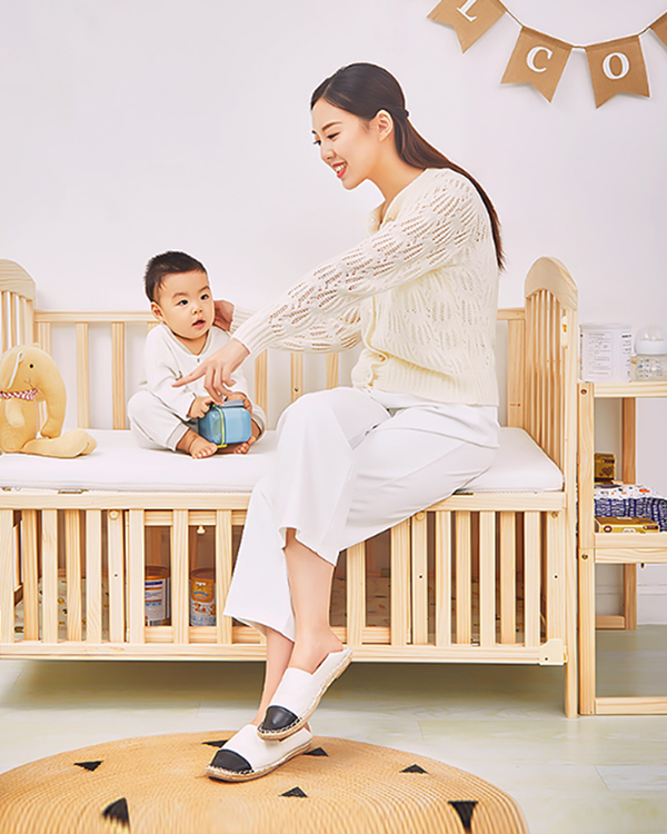 Mom Squad Baby Cot (Natural) WBB Z29 (0242600)